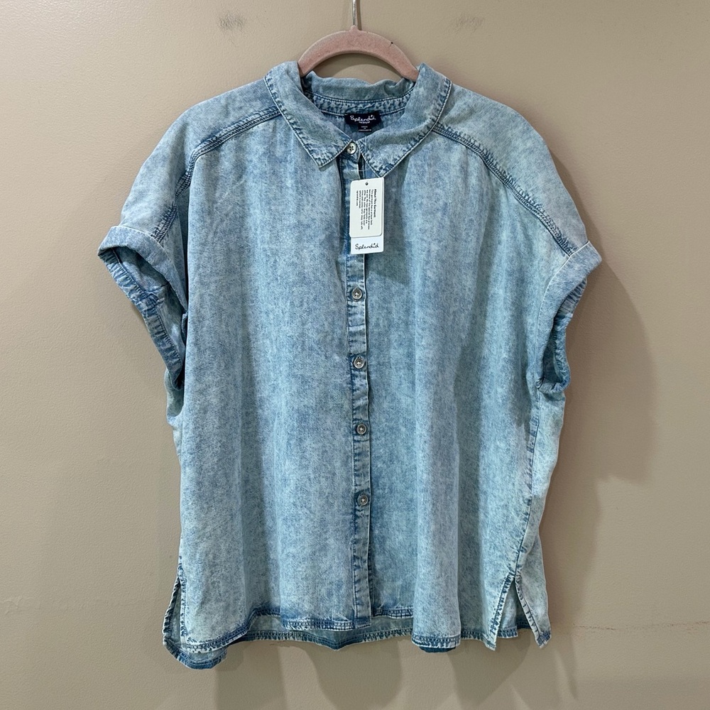 NWT Splendid Acid Wash Denim Look Button Down Blouse Chambray Top Womens M